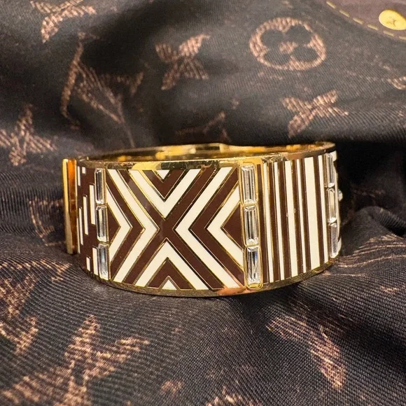 Henri Bendel Brown and White Striped Bracelet - Picture 2 of 9
